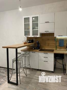 2-к квартира, вторичка, 65м2, 1/9 этаж