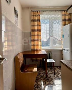 2-к квартира, вторичка, 44м2, 1/5 этаж