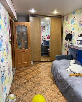 3-к квартира, вторичка, 56м2, 1/5 этаж