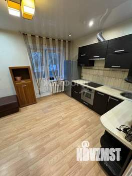 2-к квартира, вторичка, 58м2, 1/5 этаж