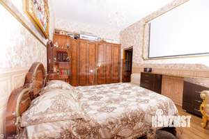 2-к квартира, вторичка, 68м2, 1/5 этаж