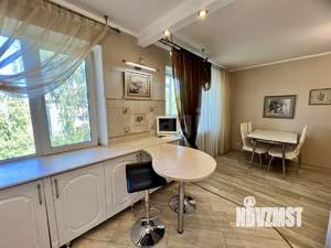 3-к квартира, вторичка, 61м2, 5/5 этаж