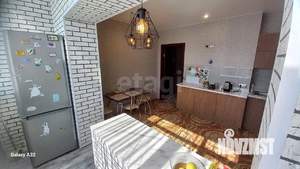 4-к квартира, вторичка, 120м2, 3/3 этаж