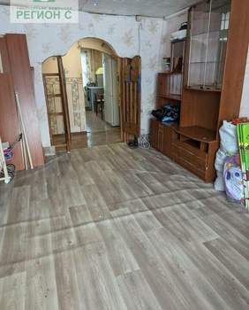 3-к квартира, вторичка, 52м2, 2/2 этаж