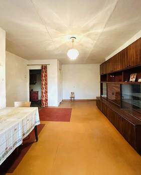3-к квартира, вторичка, 56м2, 3/4 этаж