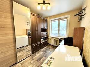 4-к квартира, вторичка, 61м2, 1/5 этаж