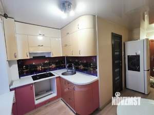 3-к квартира, вторичка, 63м2, 8/9 этаж