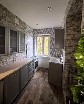 3-к квартира, вторичка, 54м2, 2/2 этаж