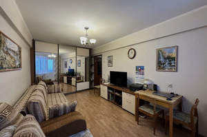 2-к квартира, вторичка, 42м2, 8/9 этаж