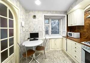 2-к квартира, вторичка, 43м2, 1/5 этаж