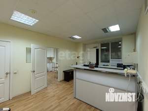 4-к квартира, вторичка, 173м2, 1/4 этаж