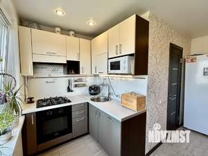 3-к квартира, вторичка, 62м2, 8/9 этаж