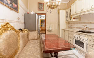 2-к квартира, вторичка, 68м2, 1/5 этаж