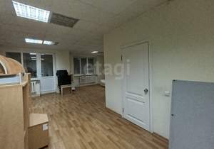 4-к квартира, вторичка, 173м2, 1/4 этаж