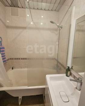 4-к квартира, вторичка, 67м2, 3/9 этаж