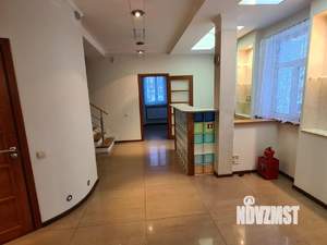 6-к квартира, вторичка, 170м2, 1/3 этаж